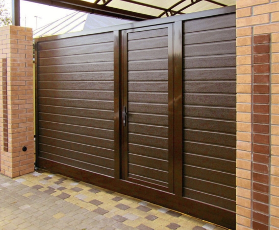 Ворота с калиткой в Кисловодске