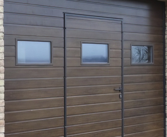 Ворота с окнами в Кисловодске